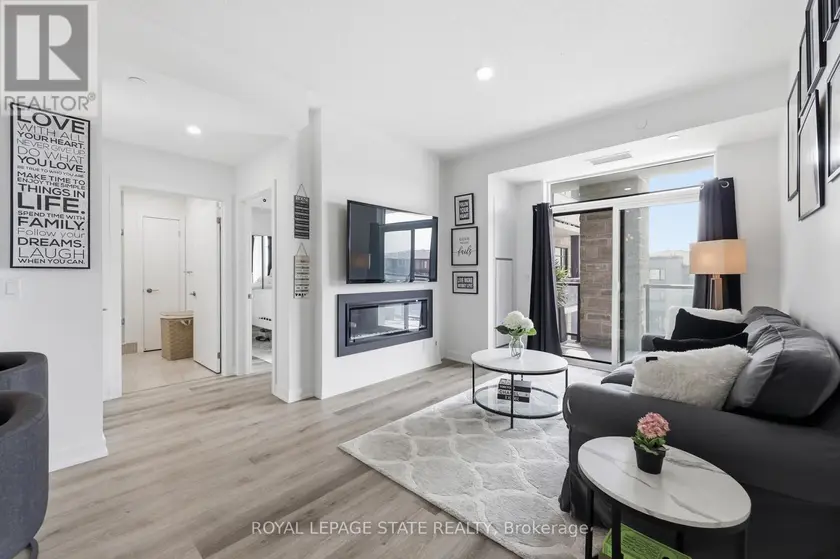 Apartment at 301 - 600 NORTH SERVICE ROAD, Hamilton