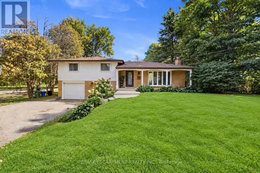 Detached at 205 SUNNYRIDGE ROAD, Hamilton