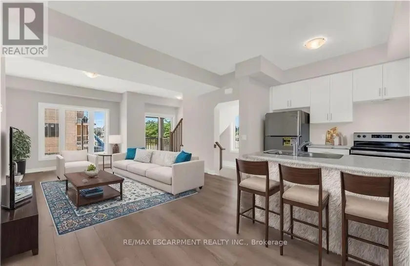 Townhouse at 39 - 19 PICARDY DRIVE, Hamilton