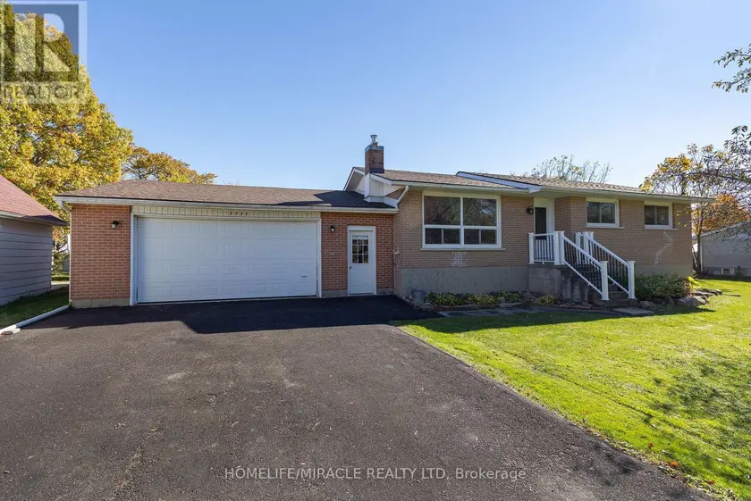 Detached at 3752 FAIR GROUND ROAD, South Frontenac