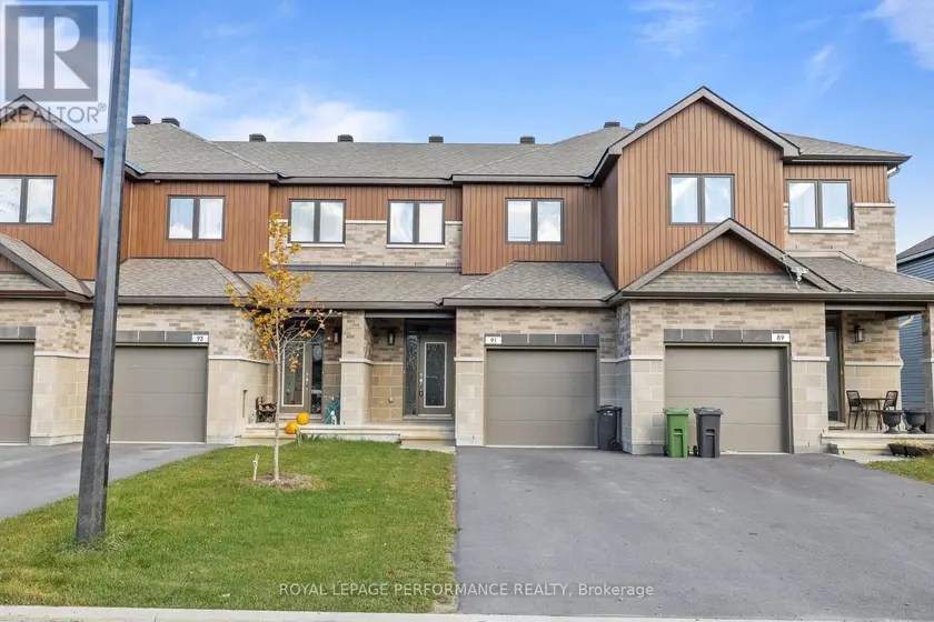 Townhouse at 91 RICHELIEU STREET, Russell