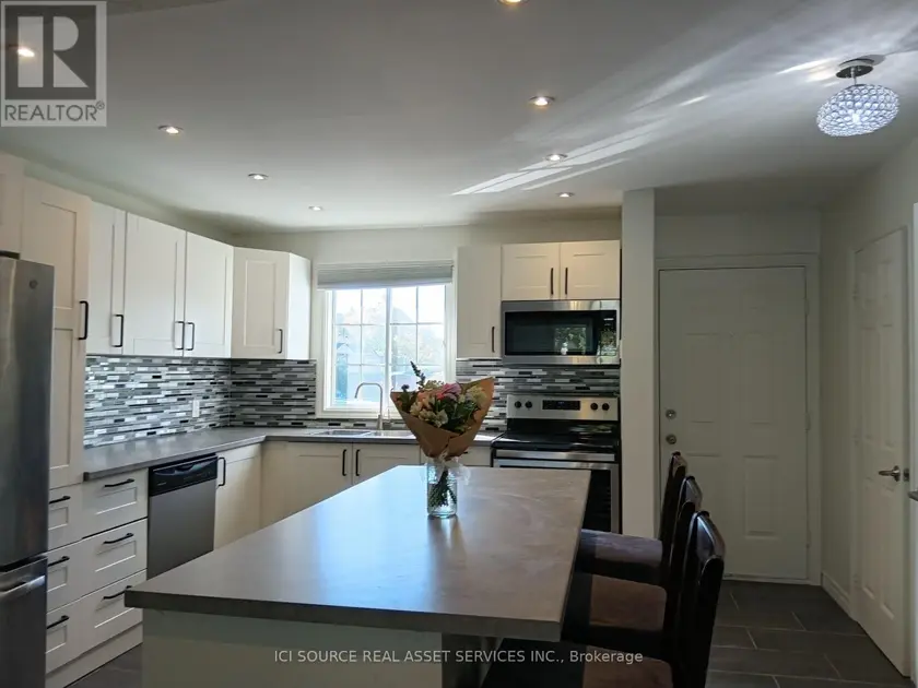 Townhouse at 95 - 8141 COVENTRY ROAD, Niagara Falls