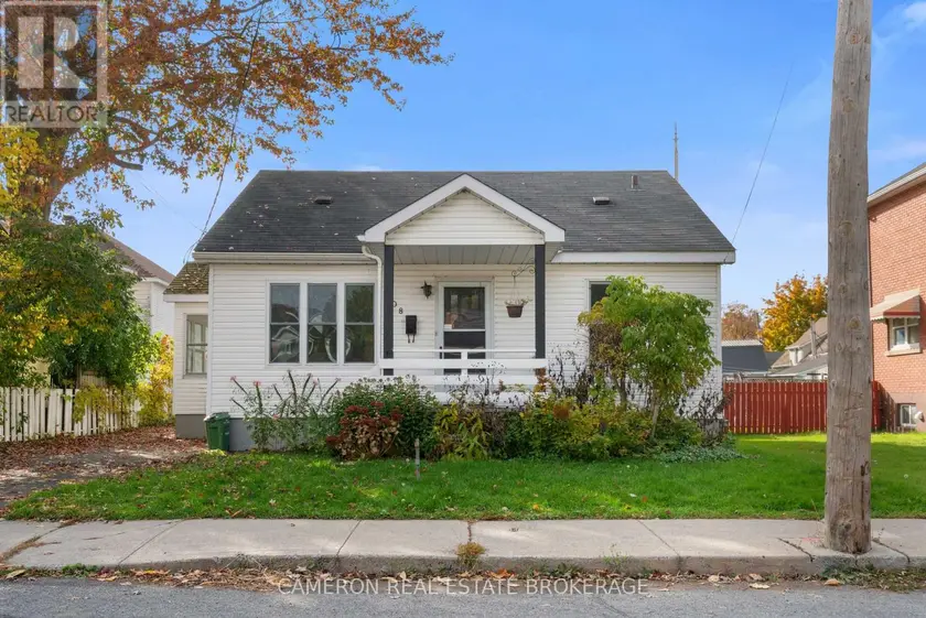 Detached at 108 BEDFORD STREET, Cornwall