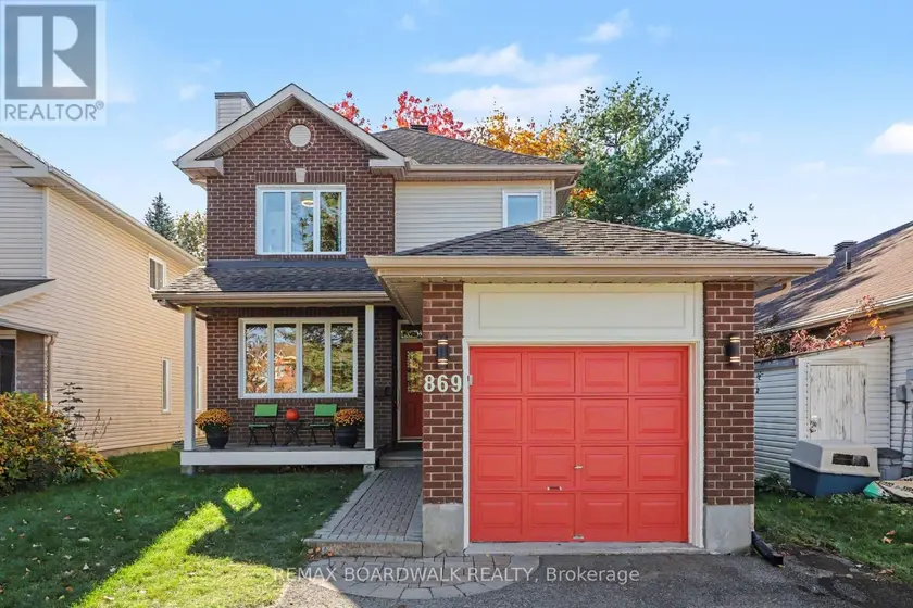 Detached at 869 CLEARCREST CRESCENT, Ottawa