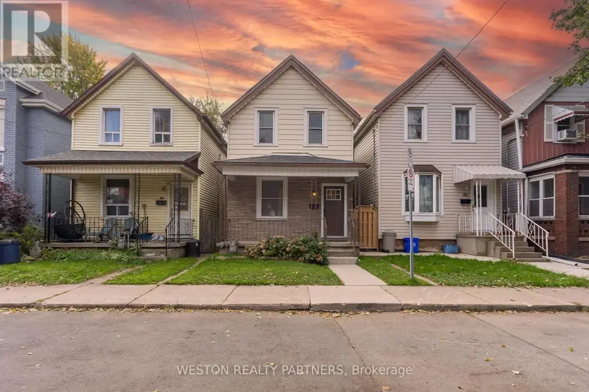Detached at 62 FRANCIS STREET, Hamilton