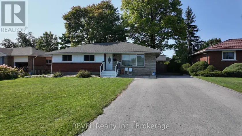 Detached at 12 GLENDALE DRIVE, Welland