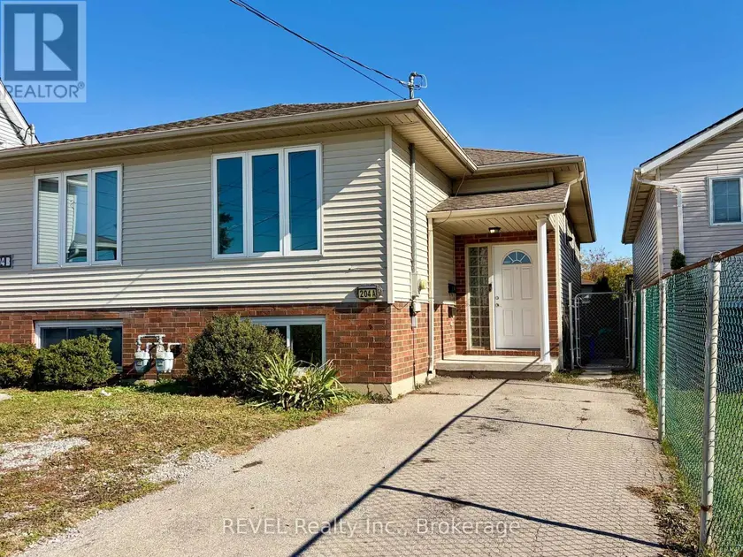 Semi-Detached/Link at A - 204 OAKDALE AVENUE, St. Catharines
