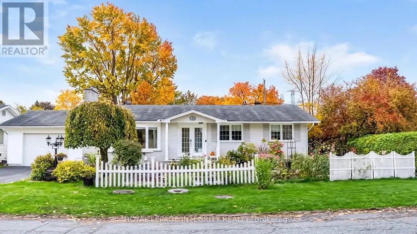 Detached at 44 MILLFORD AVENUE, Ottawa