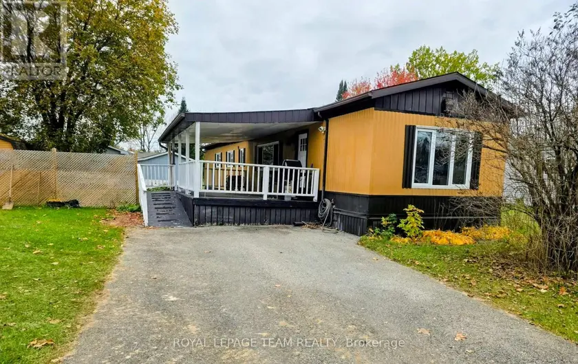 Detached at 114 HUTT ROAD N, Augusta
