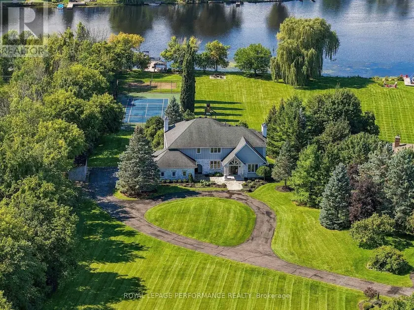Detached at 1310 ROYAL PALM CRESCENT, Ottawa