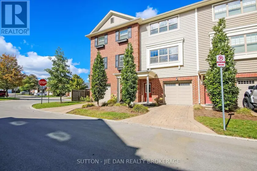 Townhouse at 78 - 3025 SINGLETON AVENUE, London