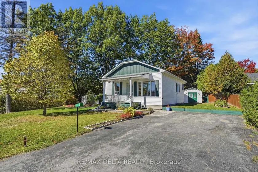 Detached at 730 GERARD STREET, Alfred and Plantagenet
