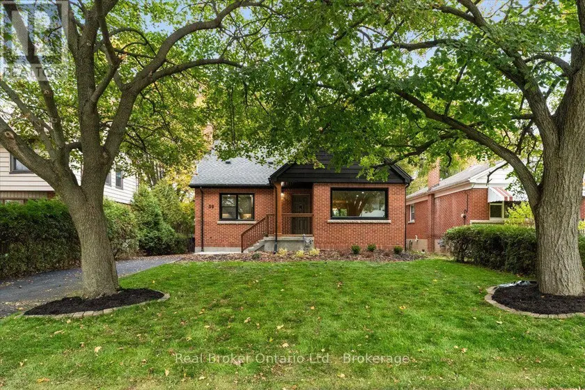 Detached at 39 WEST 21ST STREET, Hamilton