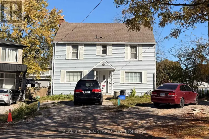 Detached at 24 WALNUT STREET, Welland