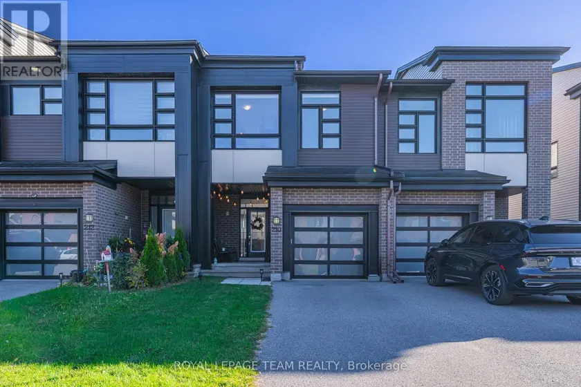 Townhouse at 210 BIG DIPPER STREET, Ottawa
