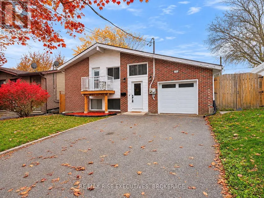 Detached at 1302 MONTREAL STREET, Kingston