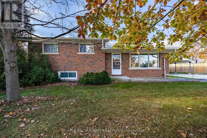 Detached at 7 OLD TALBOT ROAD, Haldimand
