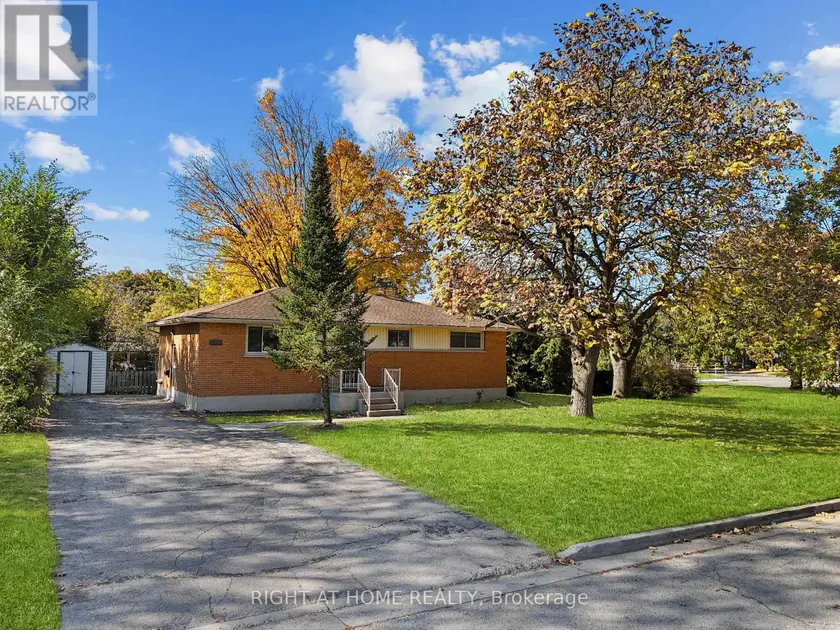 Detached at 1183 PATANN DRIVE, London East
