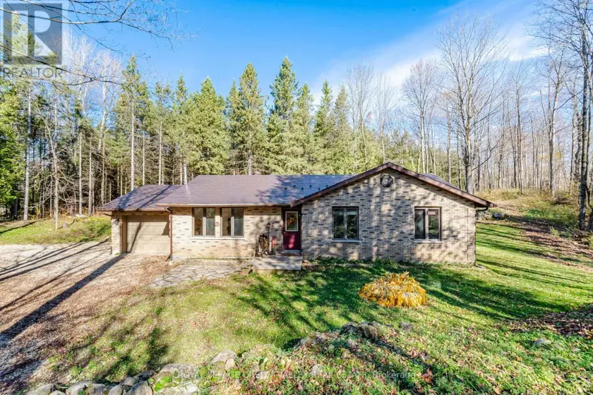 Detached at 574291 SIDE ROAD 40, West Grey