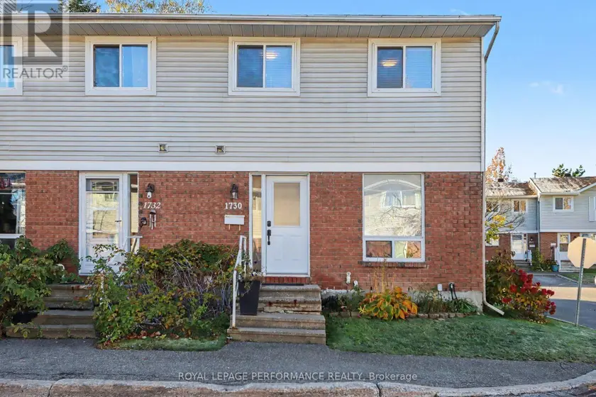 Townhouse at 23 - 1730 WINTER ROSE LANE, Ottawa