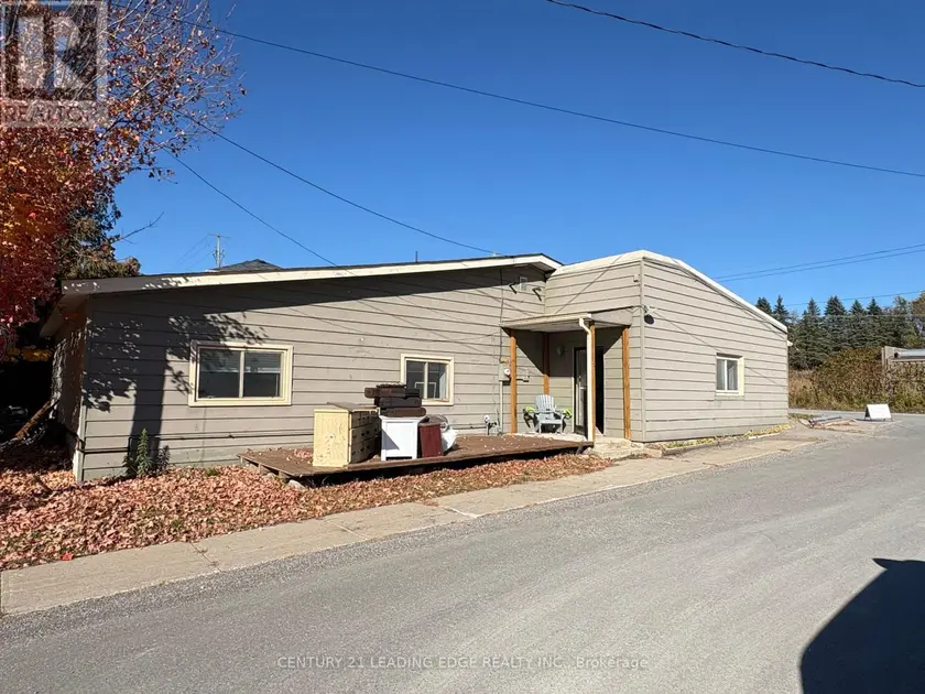 Detached at 5 GEORGE STREET, Kawartha Lakes