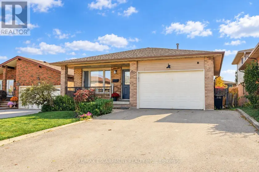 Detached at 60 GLENAYR STREET, Hamilton