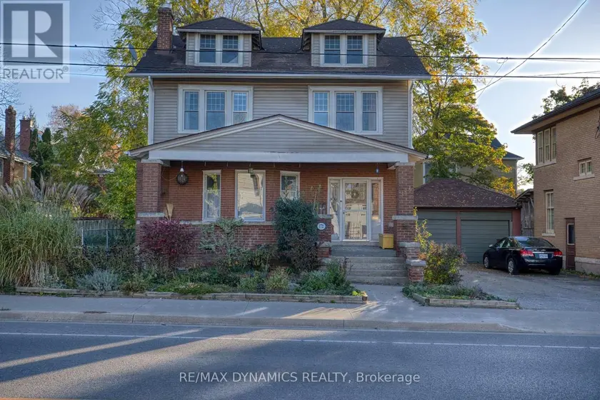 Detached at 172 NIAGARA STREET, Welland