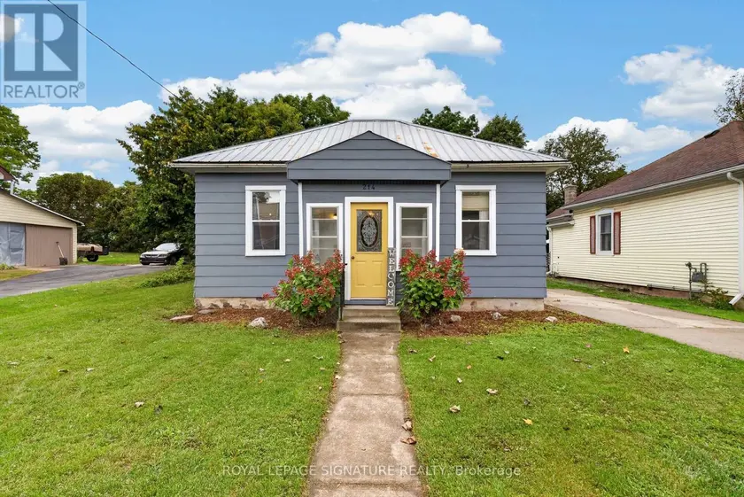 Detached at 214 EDWARD STREET, North Huron