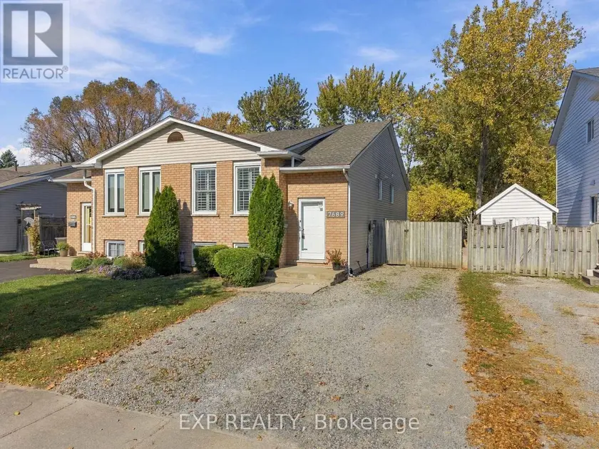 Semi-Detached/Link at 7689 TRACKVIEW STREET, Niagara Falls