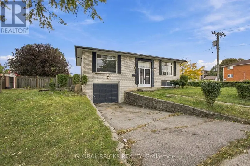 Detached at 18 FALESY AVENUE, Kitchener