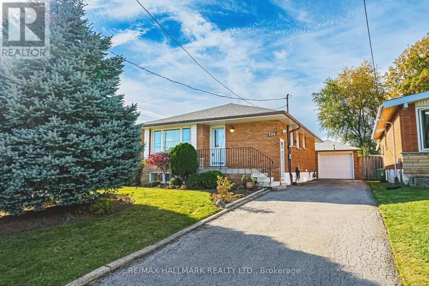 Detached at 206 WARREN AVENUE, Hamilton