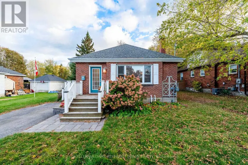 Detached at 151 UNIVERSITY AVENUE E, Cobourg