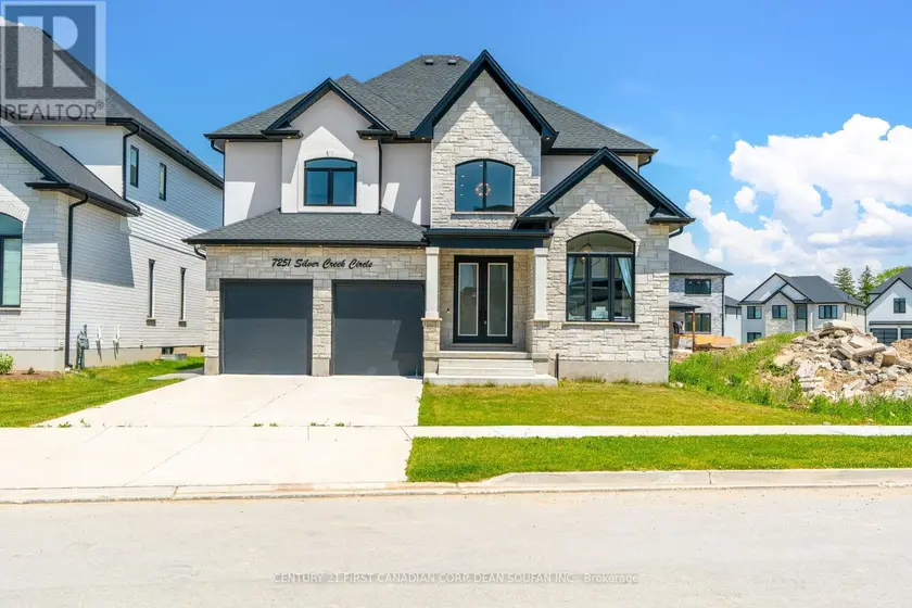 Detached at 7251 SILVER CREEK CIRCLE, London