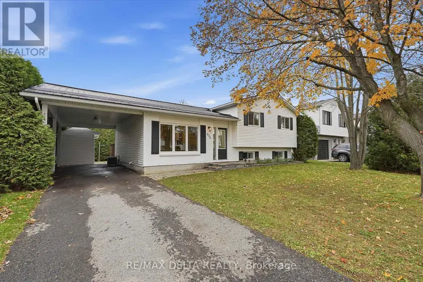 Detached at 934 COTE STREET, Clarence-Rockland