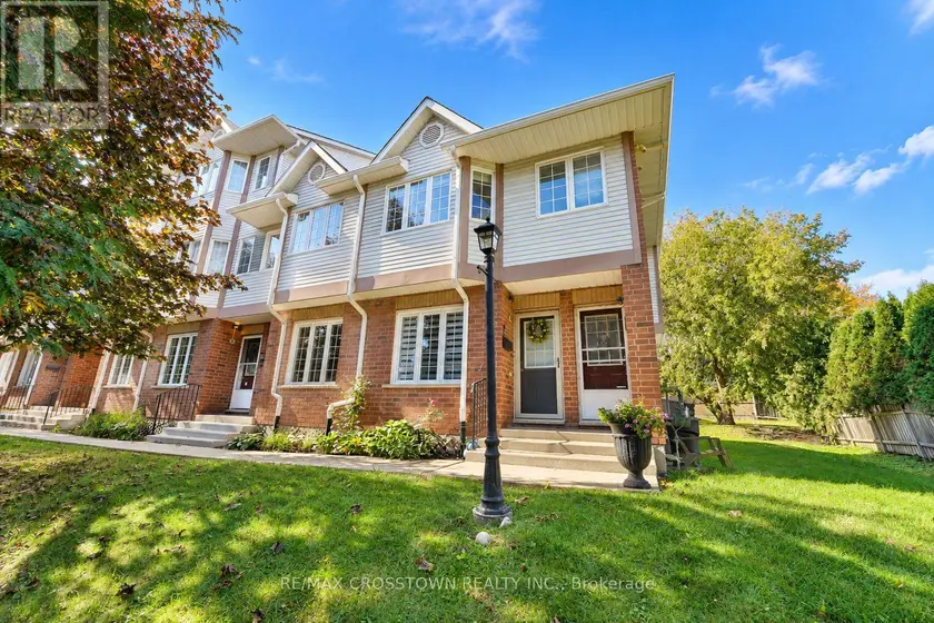 Townhouse at 10 - 1067 RYMAL ROAD E, Hamilton