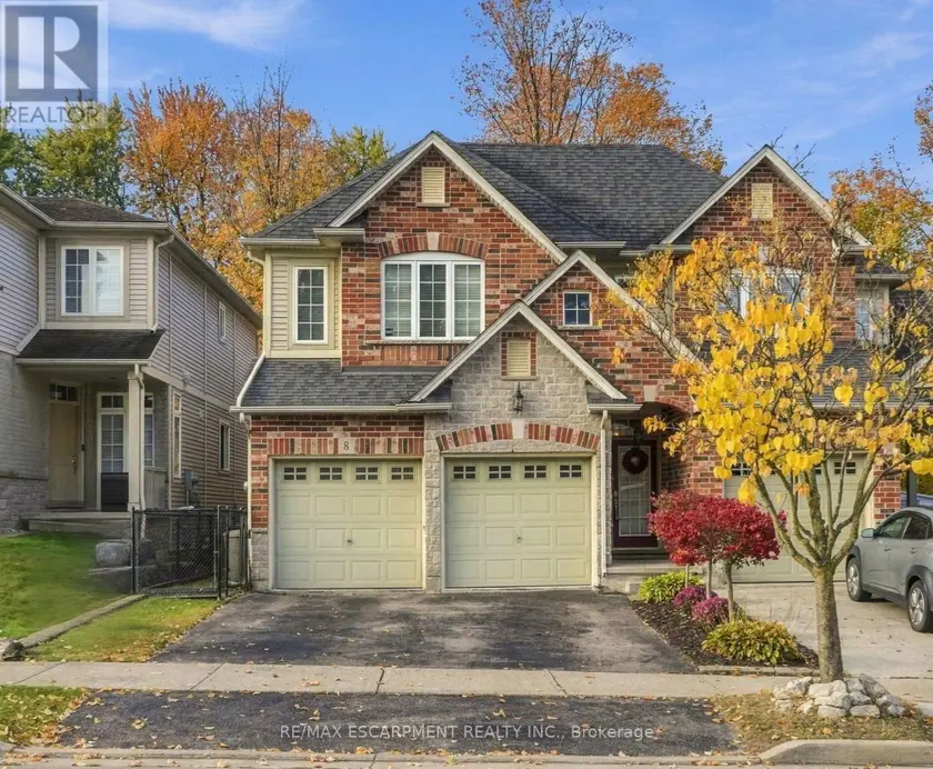 Semi-Detached/Link at 8 GOLDENVIEW COURT, Hamilton
