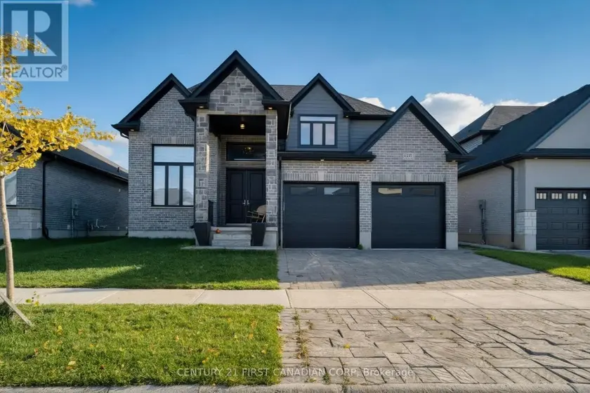 Detached at 6507 FRENCH AVENUE, London