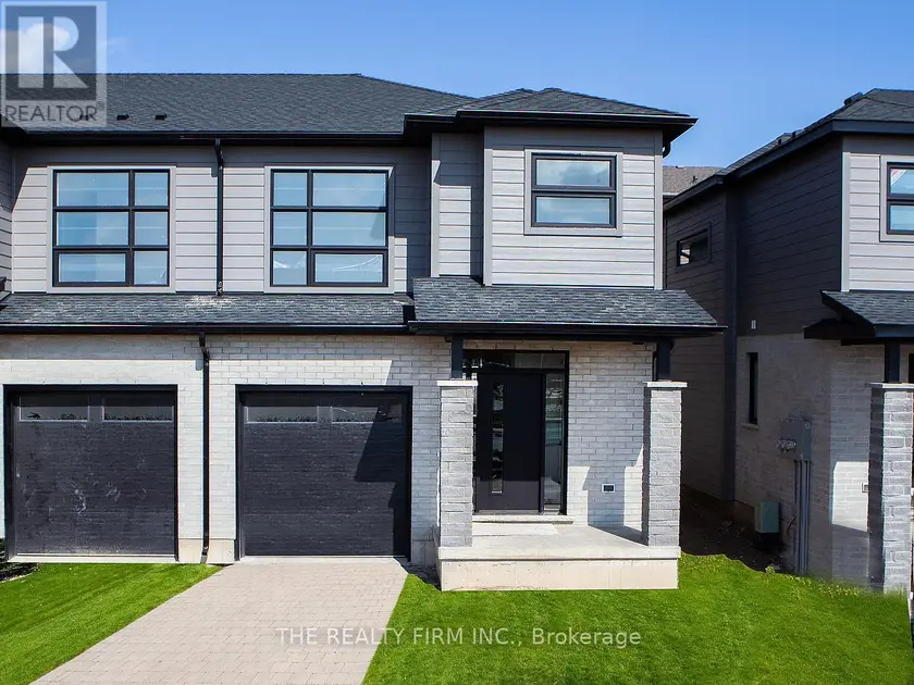 Townhouse at 2 - 1570 CORONATION DRIVE, London