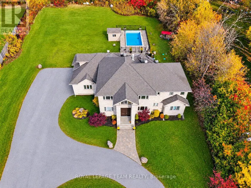Detached at 1425 BALMORAL DRIVE, Ottawa