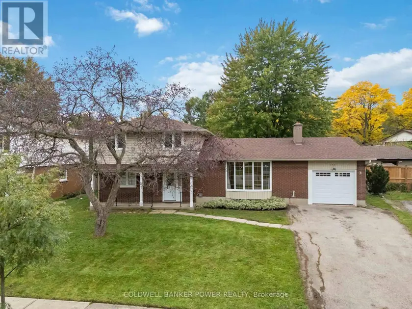 Detached at 177 MILLBANK DRIVE, London South