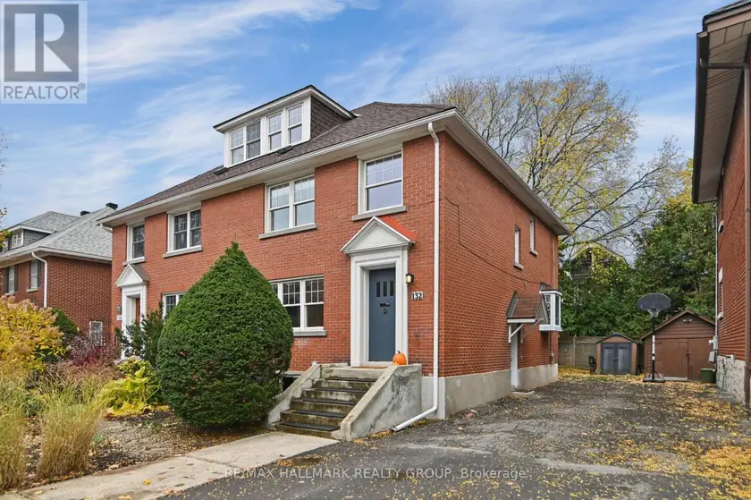 Semi-Detached/Link at 132 RENFREW AVENUE, Ottawa