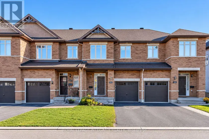 Townhouse at 104 WATCHHORN GROVE, Ottawa