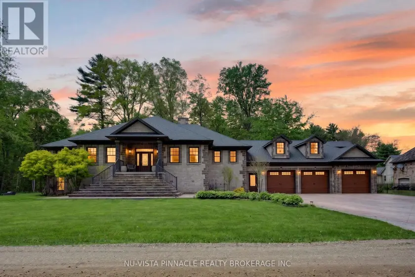 Detached at 9082 FERNE DRIVE, Strathroy-Caradoc