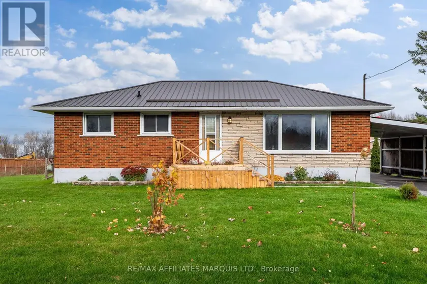 Detached at 5245 HIGHWAY 138 HIGHWAY, South Stormont