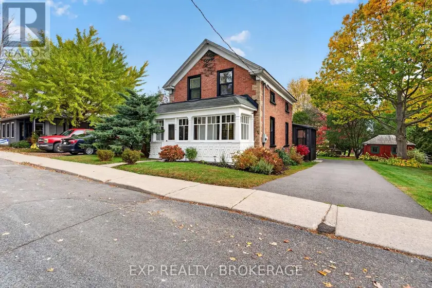 Detached at 346 RUSSELL STREET, Prescott