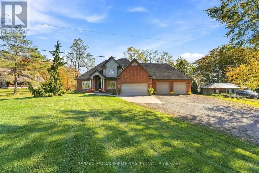 Detached at 5 UPPER MOHAWK POINT ROAD, Haldimand