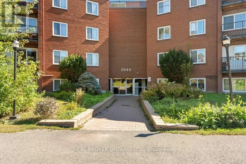 Apartment at 105B - 2044 ARROWSMITH DRIVE, Ottawa