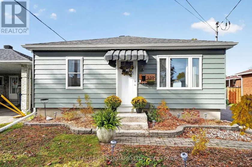 Detached at 339 FOURTEENTH STREET, Cornwall