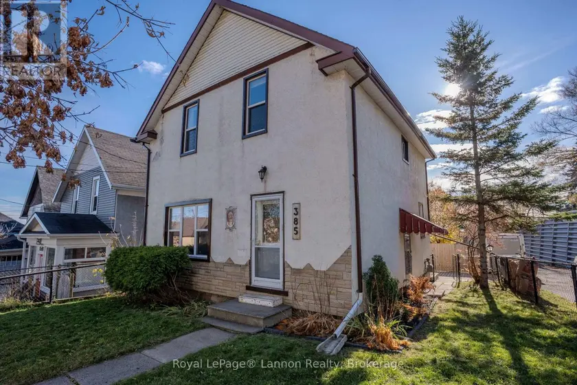 Detached at 385 CORNWALL AVENUE, Thunder Bay