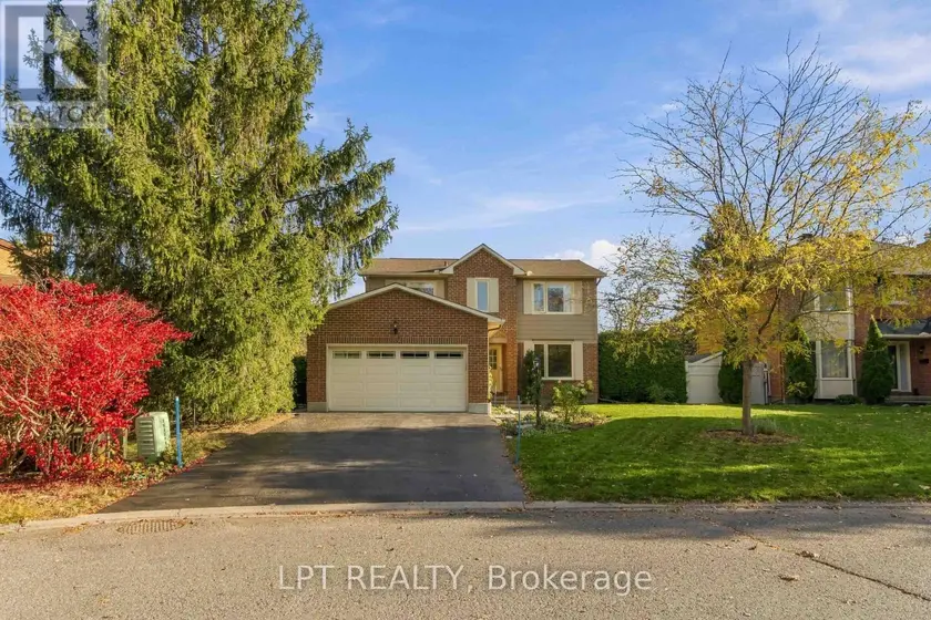 Detached at 36 DEER MOSS TRAIL, Ottawa